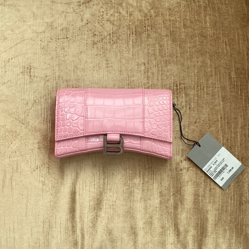 WOC purse